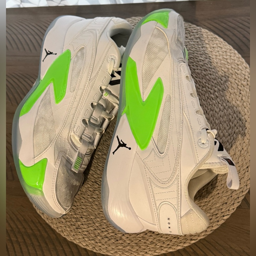 Nike Air Jordan Luka 2 basketball shoes, white N vibrant green Man’s size 10.5 - Picture 8 of 10